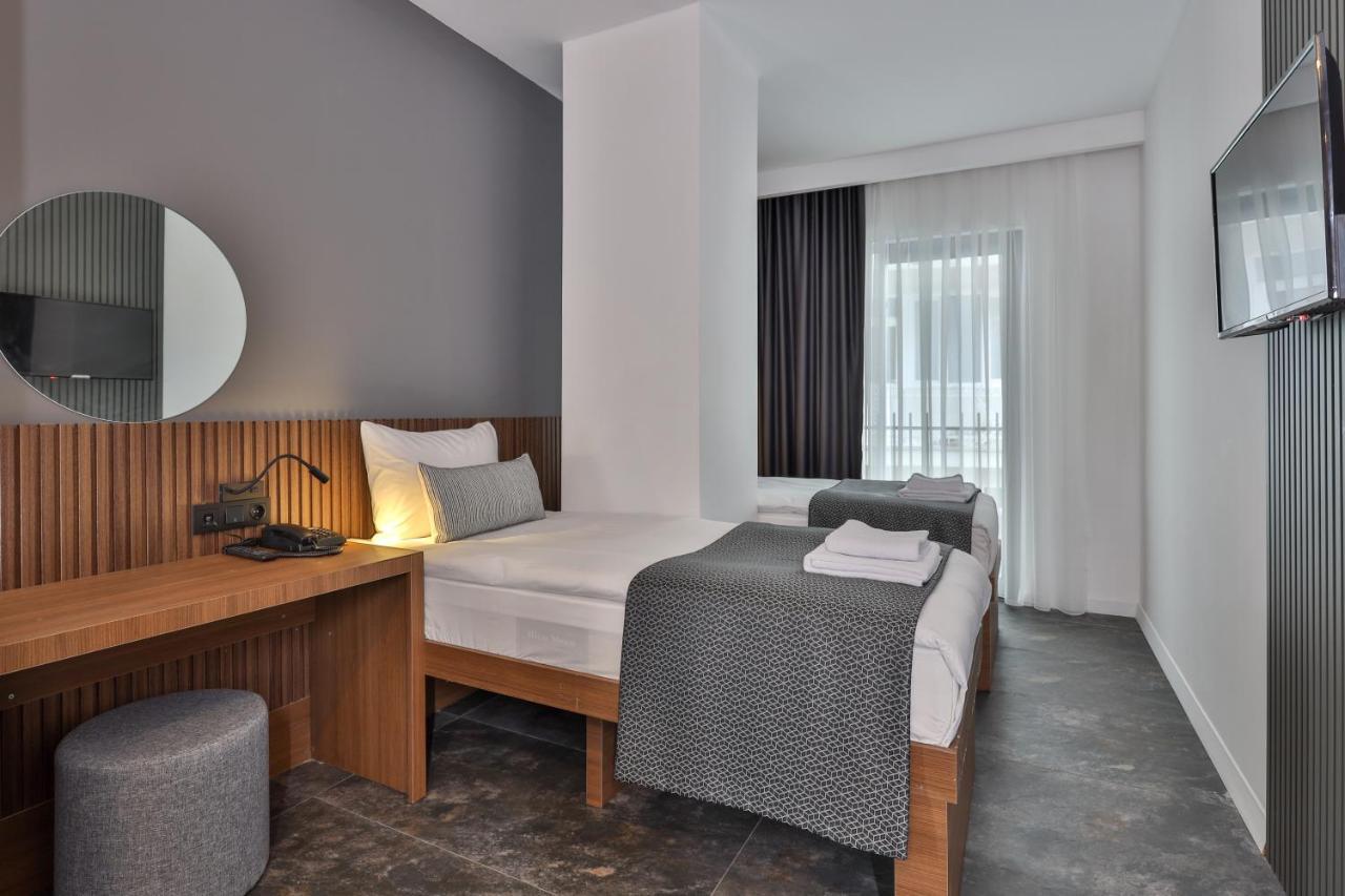 Wolf Of The City Hotel & Spa Анталия Екстериор снимка