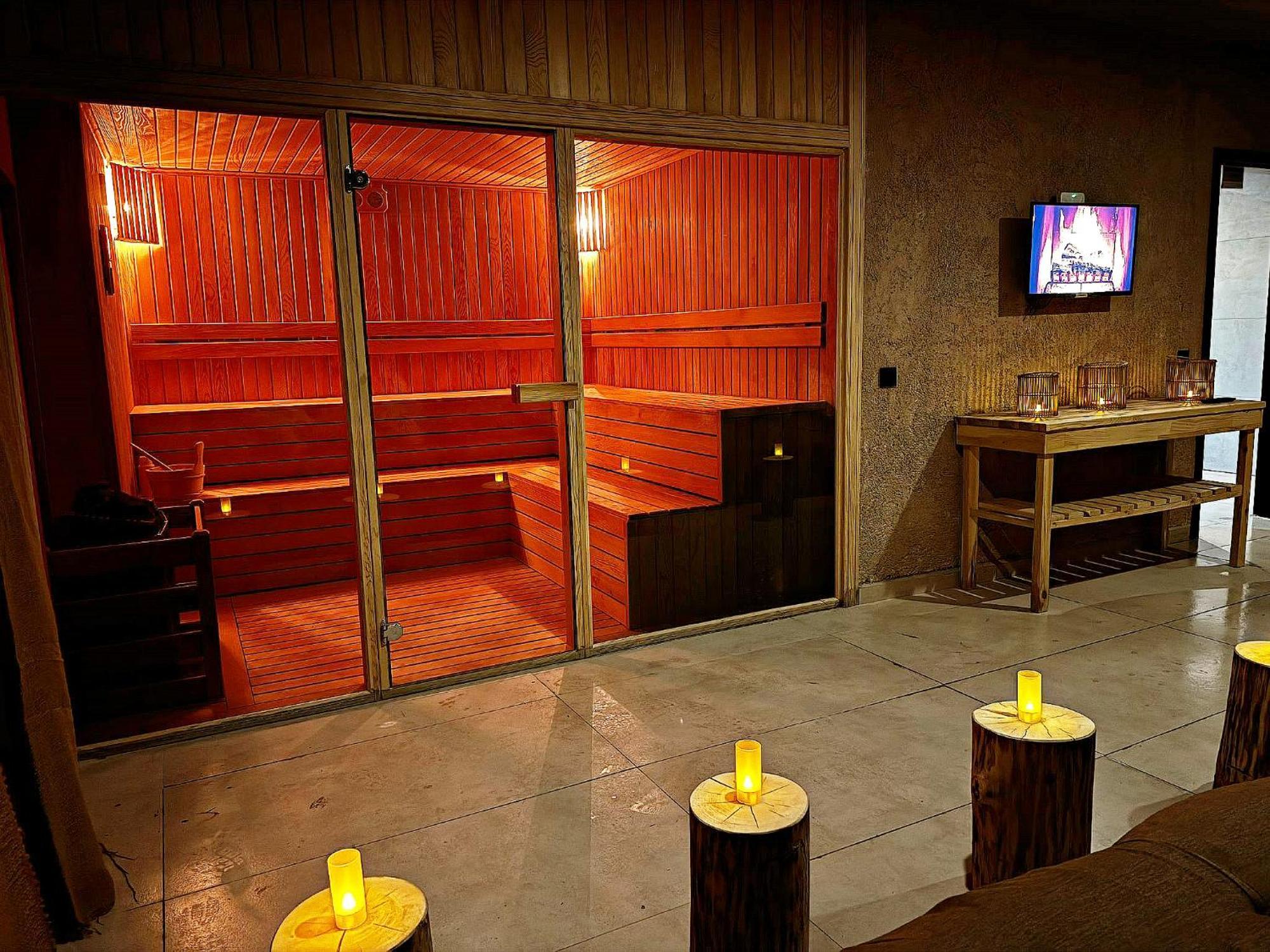 Wolf Of The City Hotel & Spa Анталия Екстериор снимка