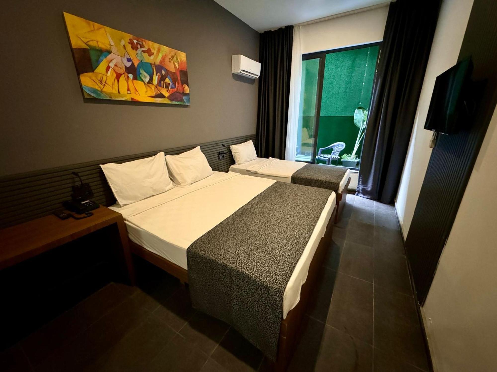 Wolf Of The City Hotel & Spa Анталия Екстериор снимка