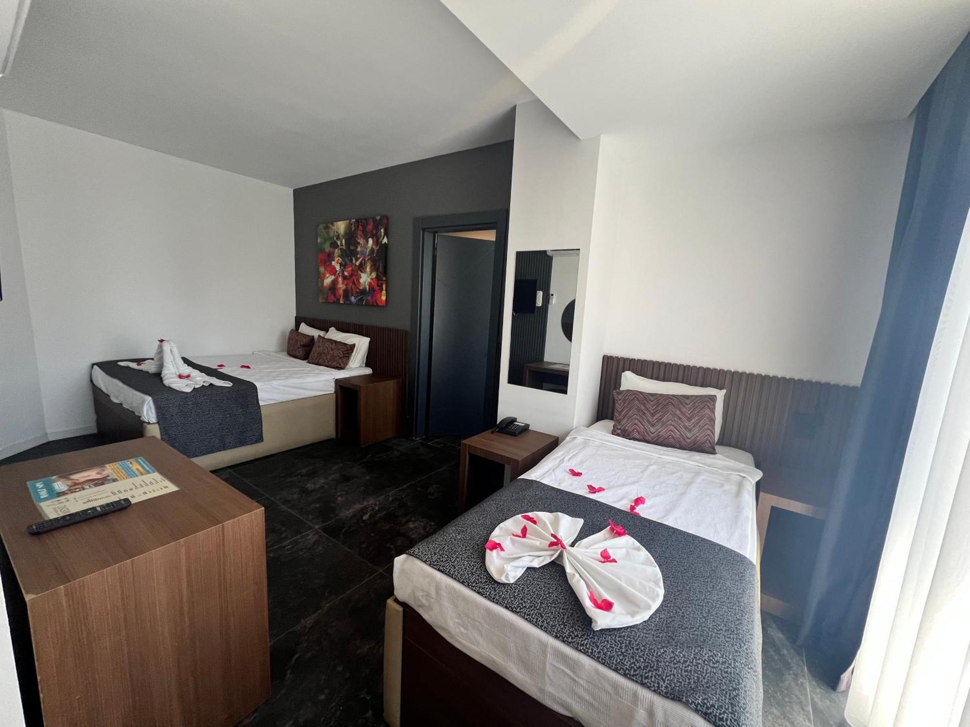 Wolf Of The City Hotel & Spa Анталия Екстериор снимка